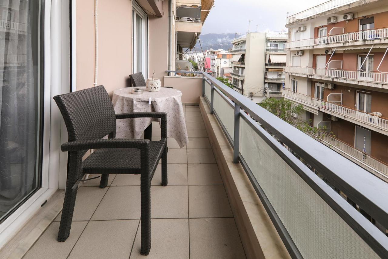 Stay Here - Διαμέρισμα Στο Κέντρο Του Βόλου Volos Exterior foto